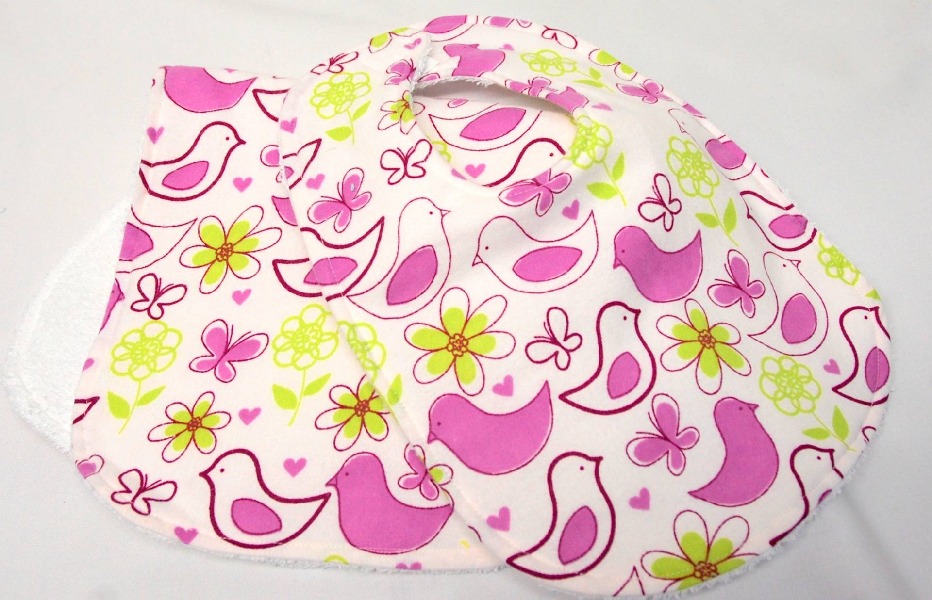 Baby-Lätzchen Und Spucktuch Für Mädchen, Baby-Dusche-Geschenk, Willkommens-Baby-Geschenk, Neue Mutter Geschenk Fuchsia Vögel Gelbe Blumen Auf Weiß Baby-Lätzchen Und Spucktuch Für Mädchen, Baby-Dusche-Geschenk, Willkommens-Baby-Geschenk, Neue Mutter Geschenk Fuchsia Vögel Gelbe Blumen Auf Weiß von Etsy - beyondquilts