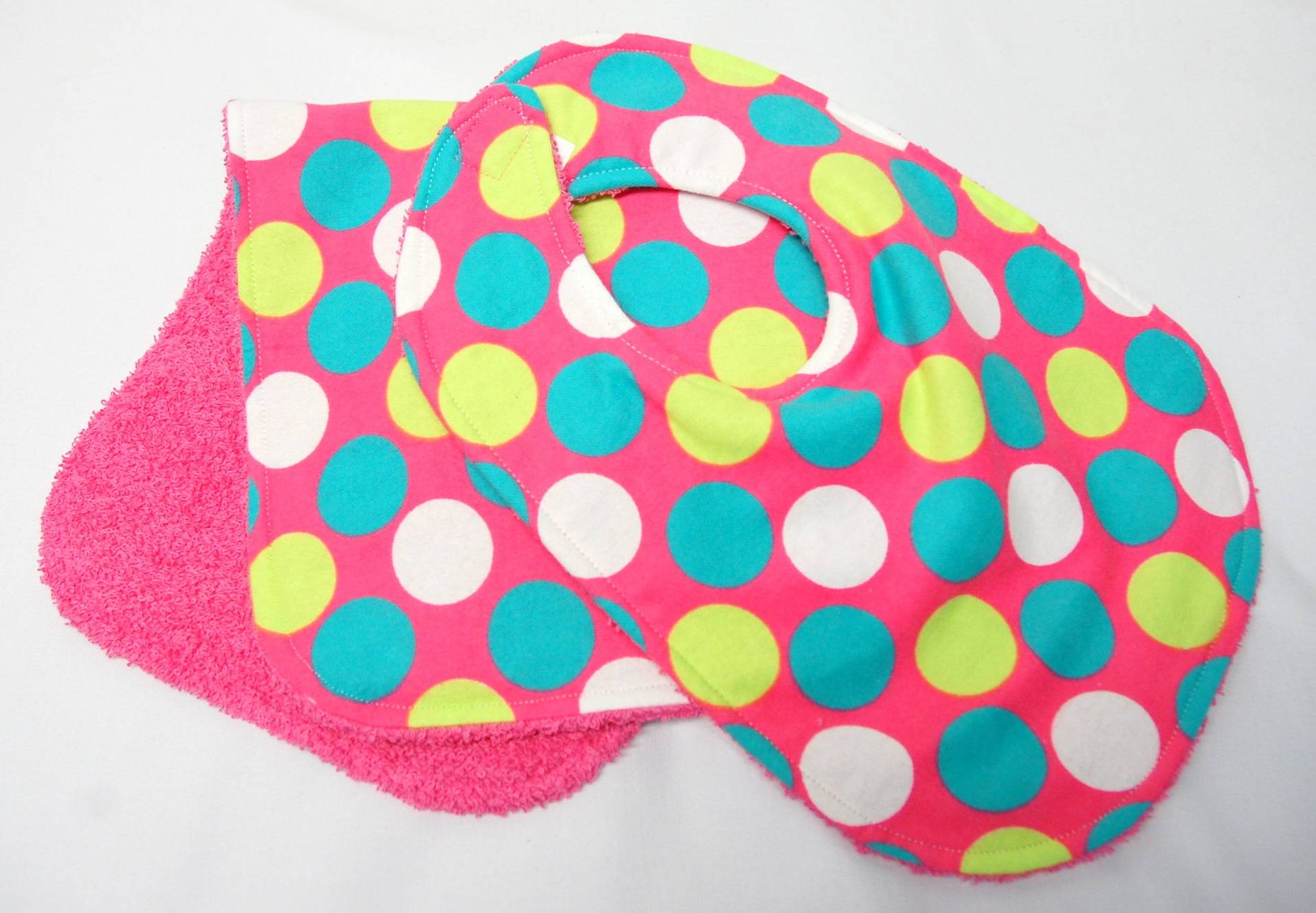 Baby Lätzchen Und Spucktuch Für Mädchen, 0-3 Monate Größe, Babypartygeschenk, Willkommensgeschenk, Neue Mutter Geschenk Große Punkte Auf Rosa Baby Lätzchen Und Spucktuch Für Mädchen, 0-3 Monate Größe, Babypartygeschenk, Willkommensgeschenk, Neue Mutter Geschenk Große Punkte Auf Rosa von Etsy - beyondquilts