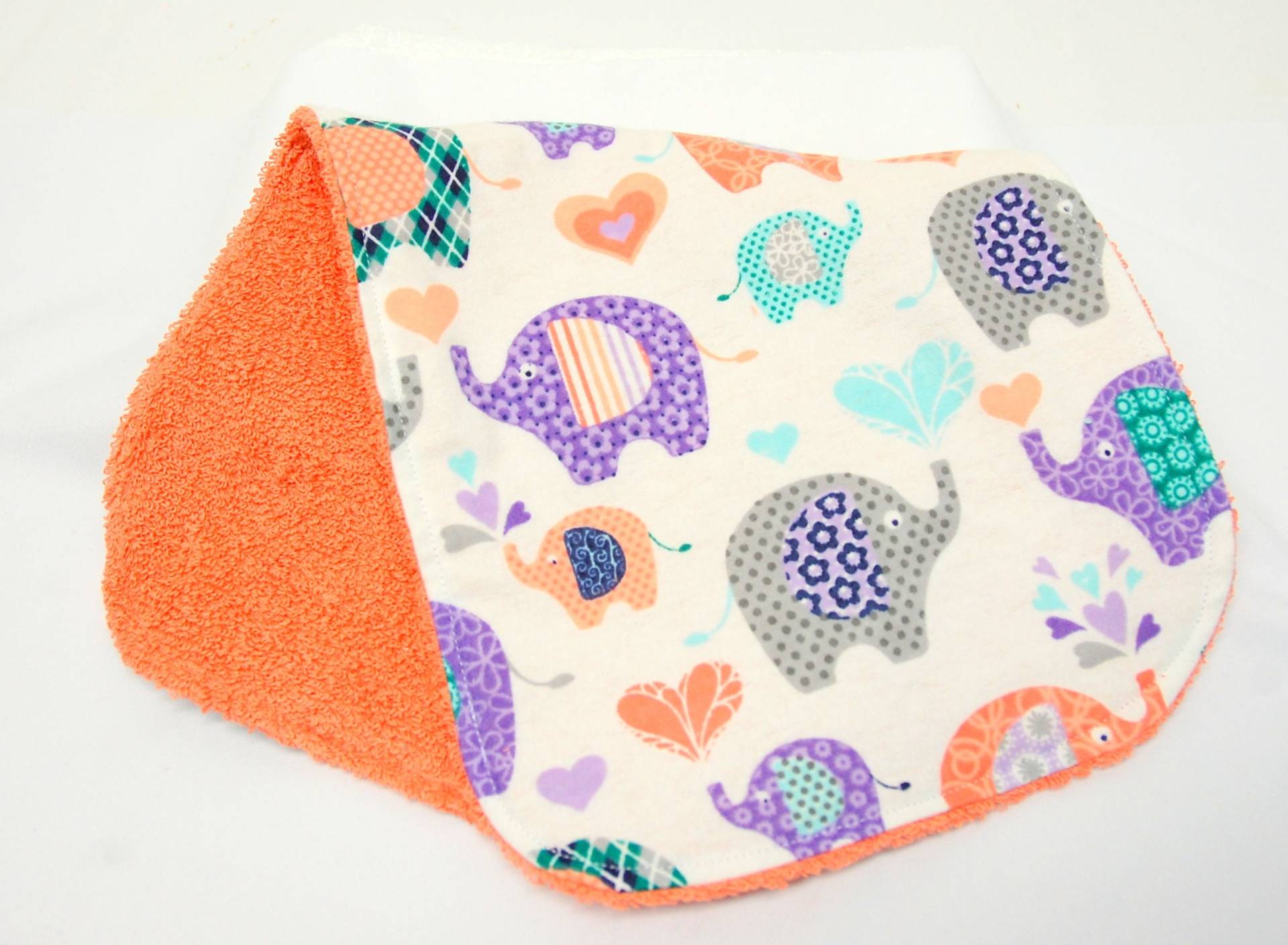 Baby Spucktuch Für Mädchen, Babypartygeschenk, Willkommensgeschenk Elefanten Und Herzen in Lila, Türkis, Koralle Grau Baby Spucktuch Für Mädchen, Babypartygeschenk, Willkommensgeschenk Elefanten Und Herzen in Lila, Türkis, Koralle Grau von Etsy - beyondquilts