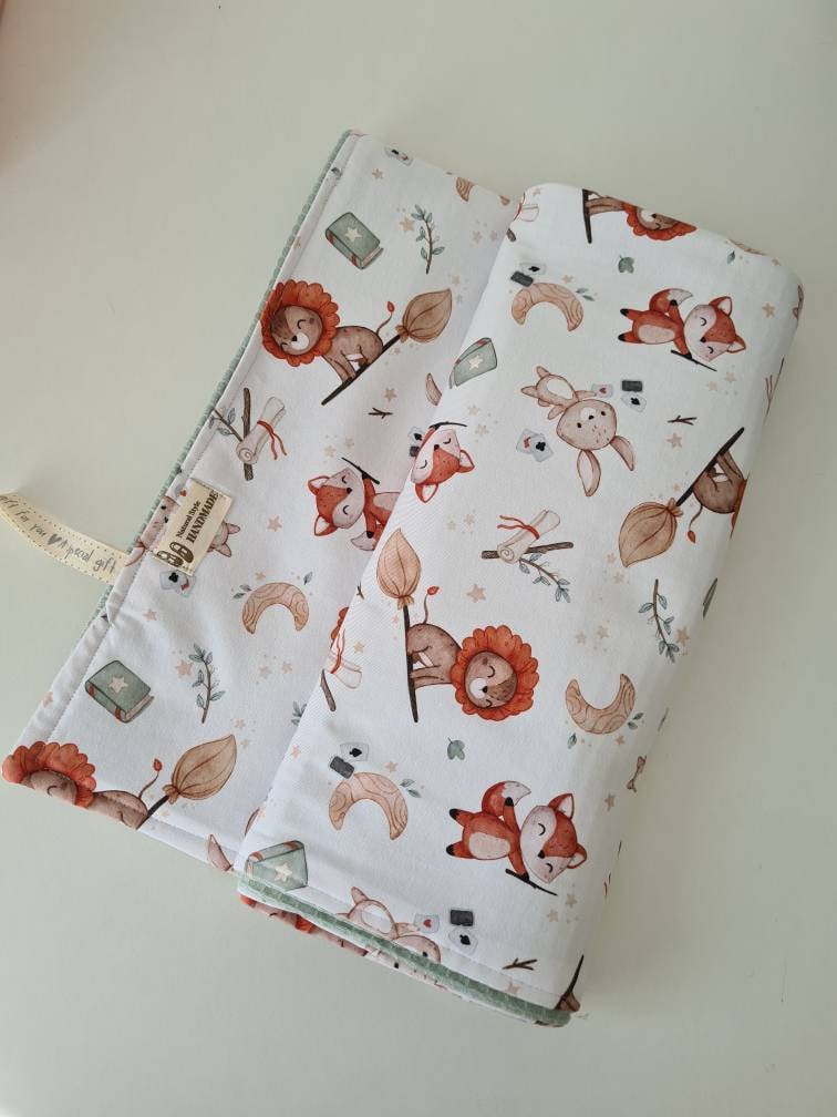 Babydecke Kuscheldecke Krabbeldecke Wagendecke Kinder Geschenk Geburt Fuchs Löwe Buch Besen Kaninchen Waffelstoff/Waffelpique Personalisiert Babydecke Kuscheldecke Krabbeldecke Wagendecke Kinder Geschenk Geburt Fuchs Löwe Buch Besen Kaninchen Waffelstoff/Waffelpique Personalisiert von Etsy - boulevardofthings