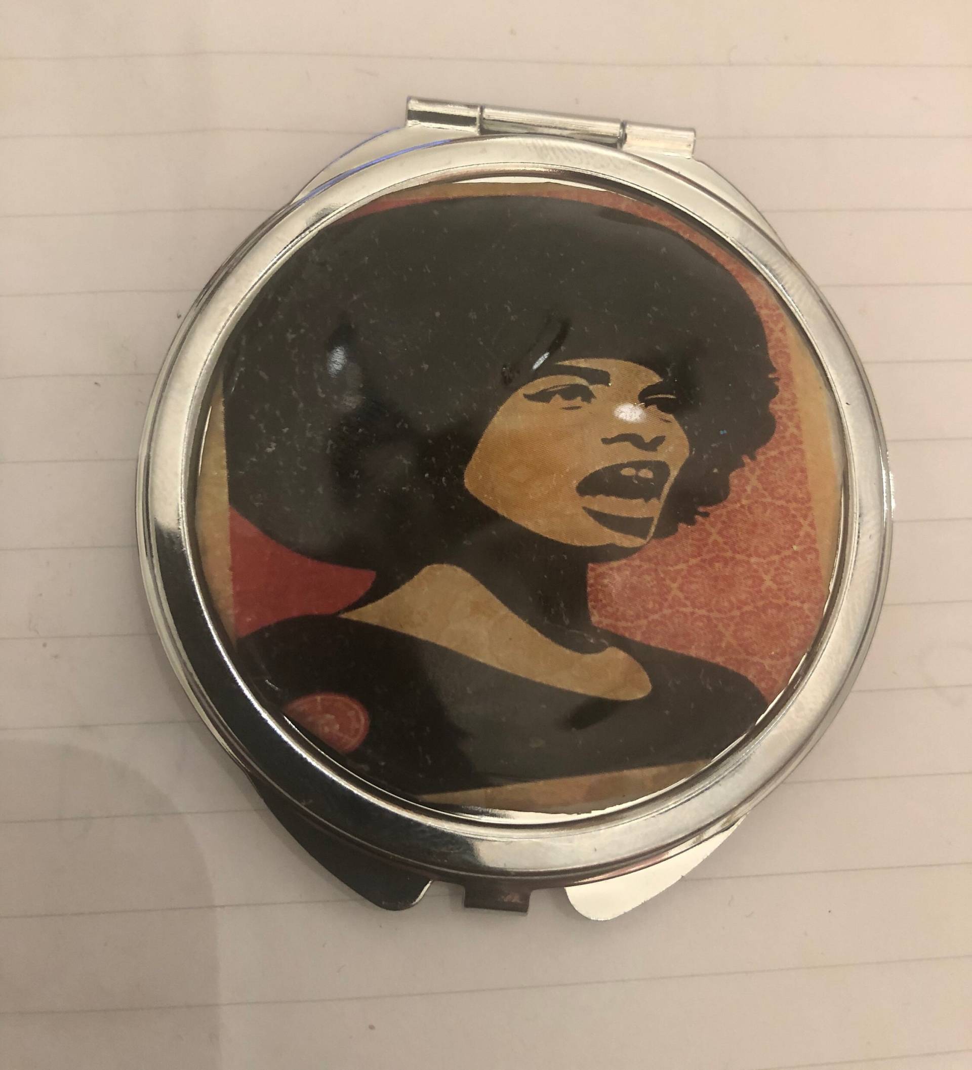 Retro Afro Angela Klein Runder Silber Spiegel Compact von Etsy - cheetahrama