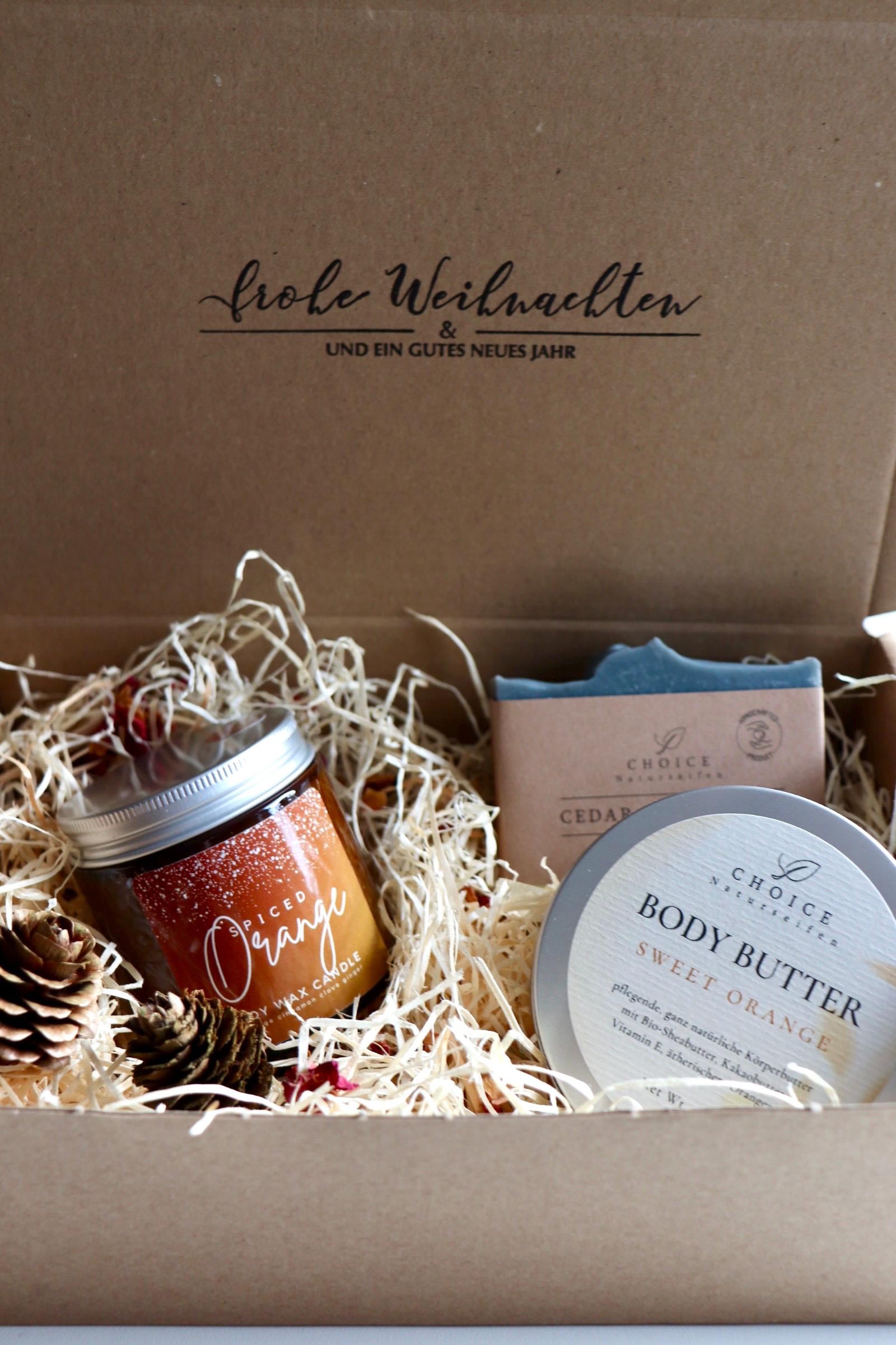 Handgemachte Winter-Geschenkbox - Sojawachskerze, Naturseife, Körperpflege | Nachhaltig & Festlich Handgemachte Winter-Geschenkbox - Sojawachskerze, Naturseife, Körperpflege | Nachhaltig & Festlich von Etsy - choicenaturseifen