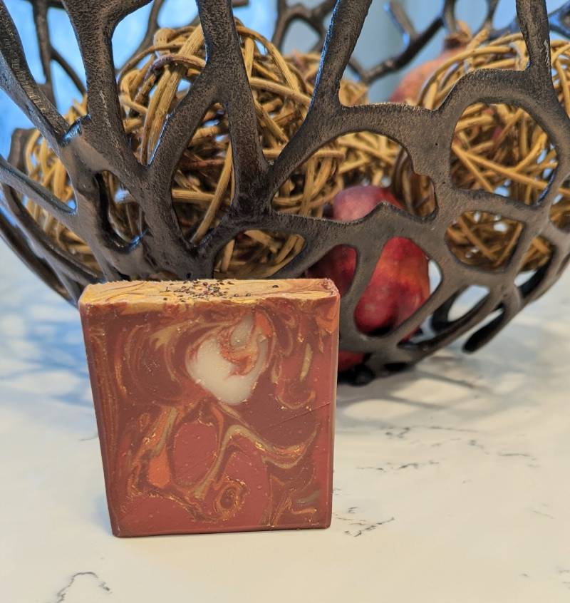 Drunk On Christmas 2.0 Stangenseife von Etsy - dancingtigersoap