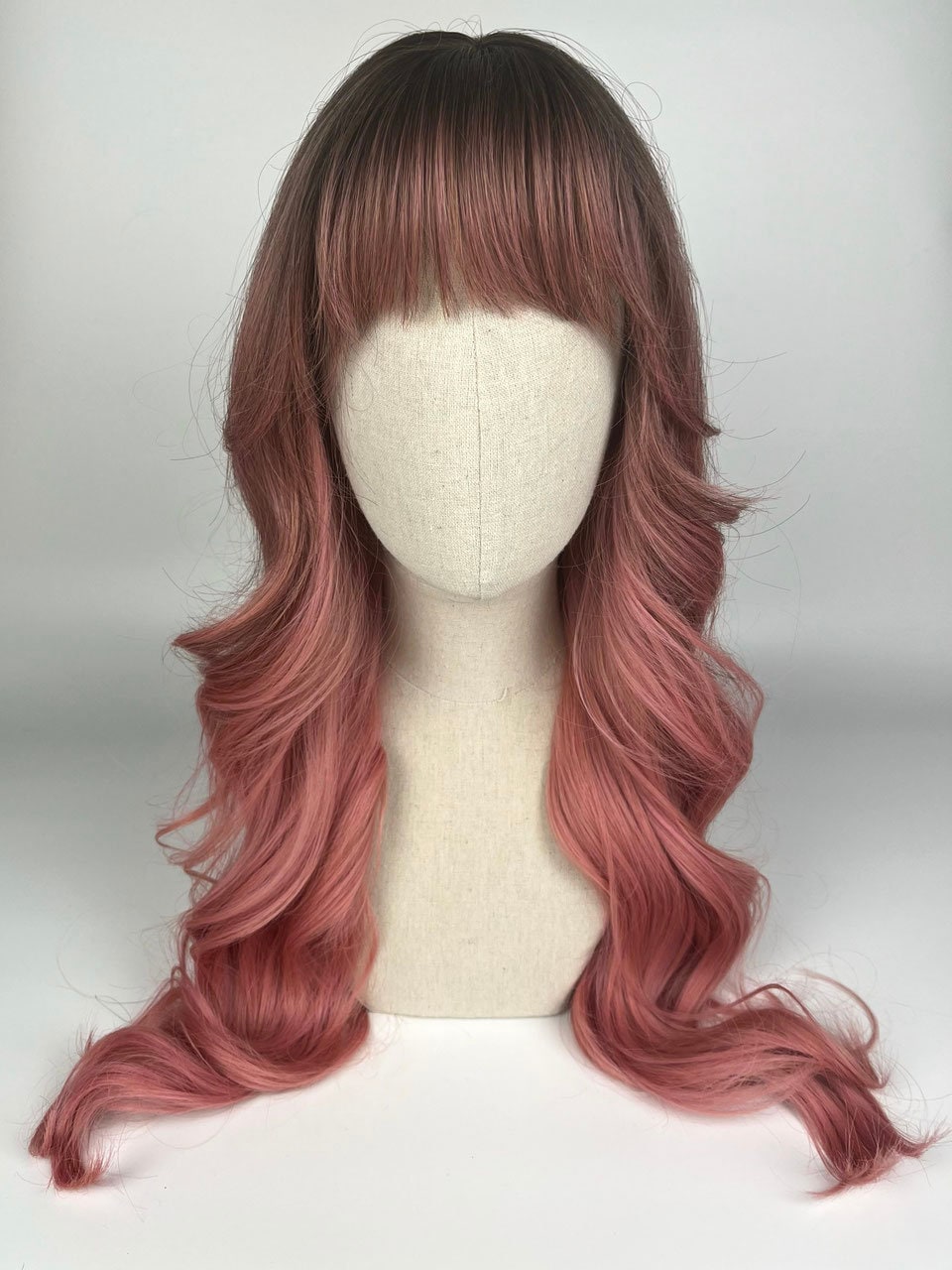 Easy Wear Wig/Glueless Natürliche Perücke The Bubblegum Maid Pony-styling Rosa Ashy Pink With Dark Roots #curls #pony von Etsy - dragmaiditup