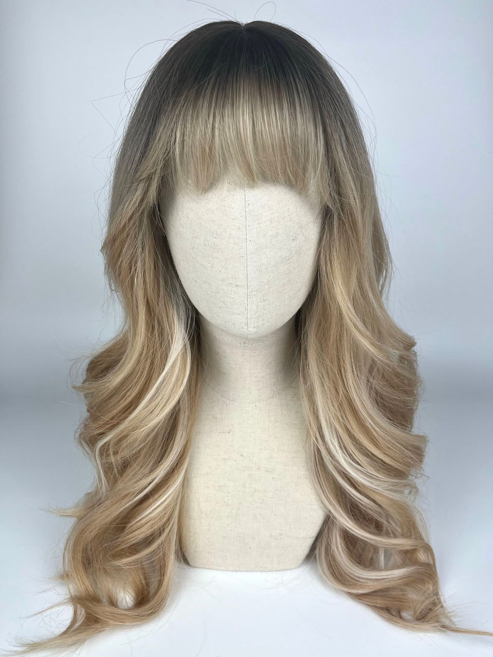 Easy Wear Wig/Glueless Natürliche Perücke The Oat Maid Pony-styling Versch. Blondtöne Blonde Tones With Dark Roots #curls #pony von Etsy - dragmaiditup