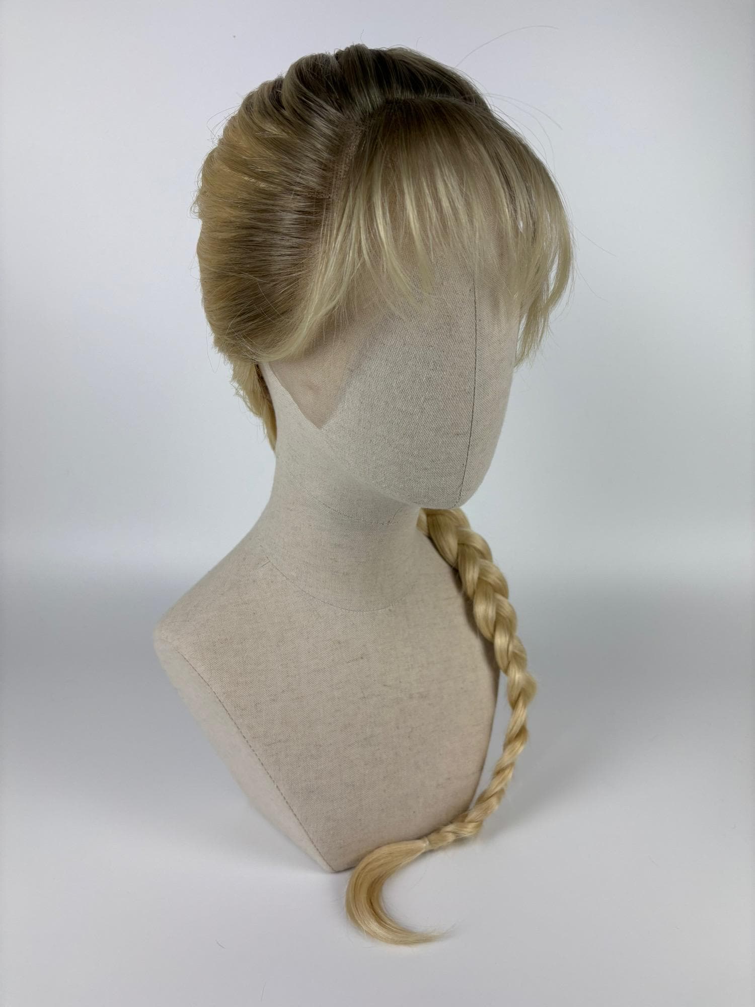 Lace Front Wig/Perücke The Millet Maid As The Blonde Lara Maid Geflochten - Braided Warm Mix, Dark Roots Customized #tombraider von Etsy - dragmaiditup