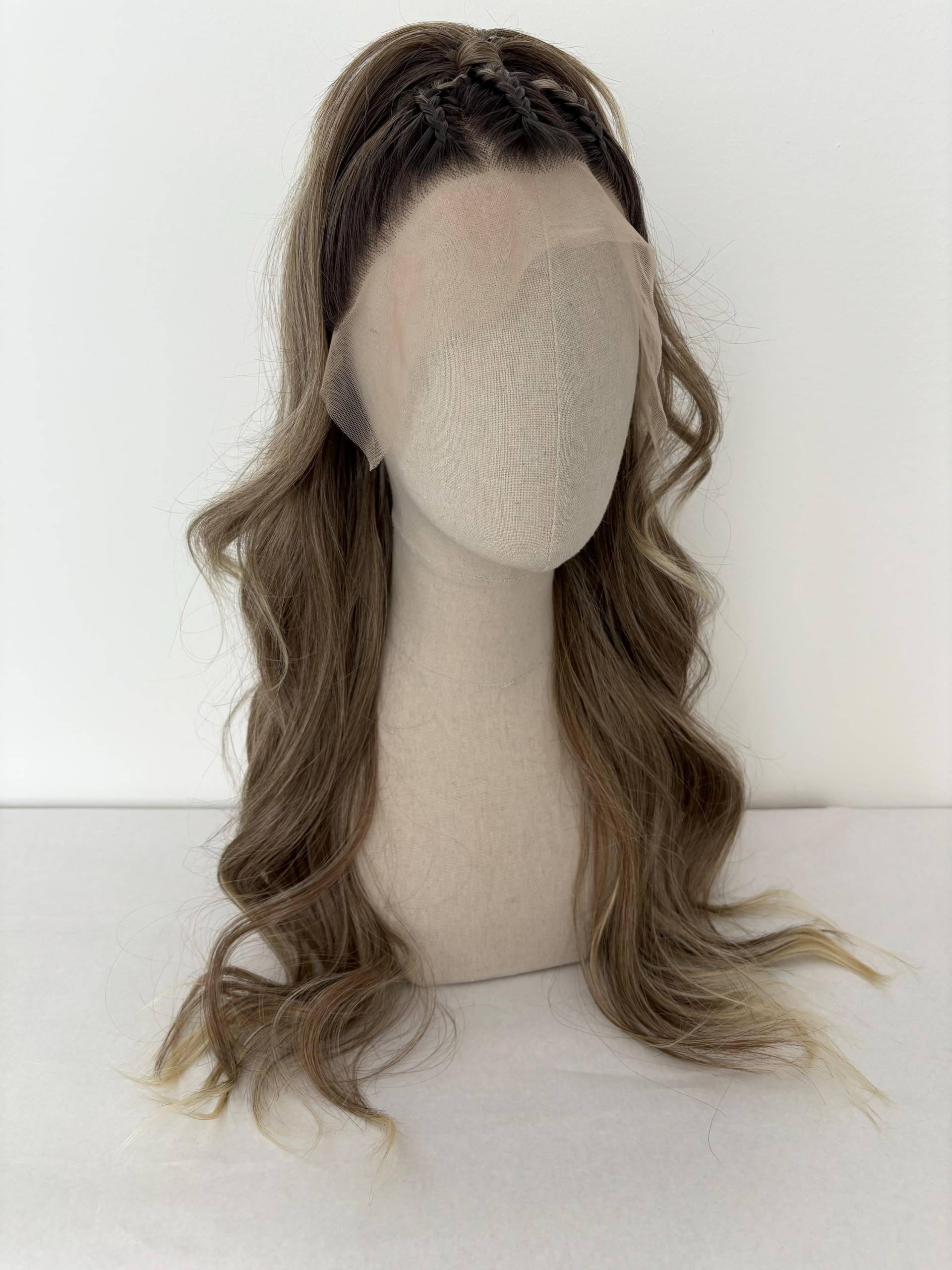 Lace Front Wig,/Perücke The Peanut Maid Styled Triple Braided Ponytail Ombre - Gold, Brown, Blonde Mix #braided #ponytail von Etsy - dragmaiditup