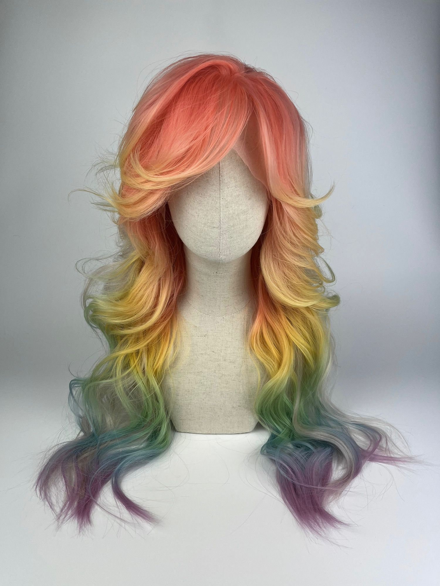 Lace Front Wig/Perücke The Pride Maid 2024 Lil Fancy Styling Retro Bunt Regenbogenfarben Rainbow Colours - Customized #pride #csd von Etsy - dragmaiditup