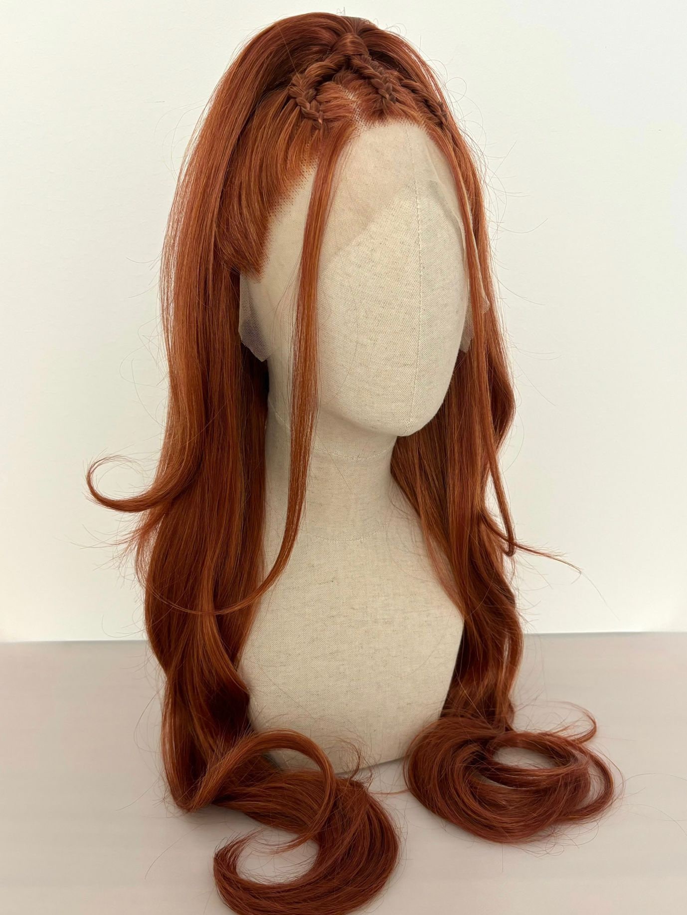 Lace Front Wig/Perücke The Rusty Maid Styled Triple Braided Ponytail Kupfer/ Dark Ginger With Babylights Customized #braided #ponytail von Etsy - dragmaiditup