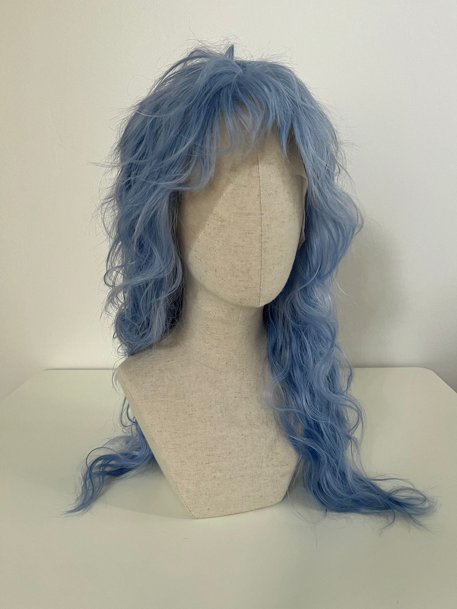 Lace Front Wig,/Perücke The Steel Maid #mullet Retro-Styling 80's Helles Blau - Light Blue Customized Mullet Maid von Etsy - dragmaiditup