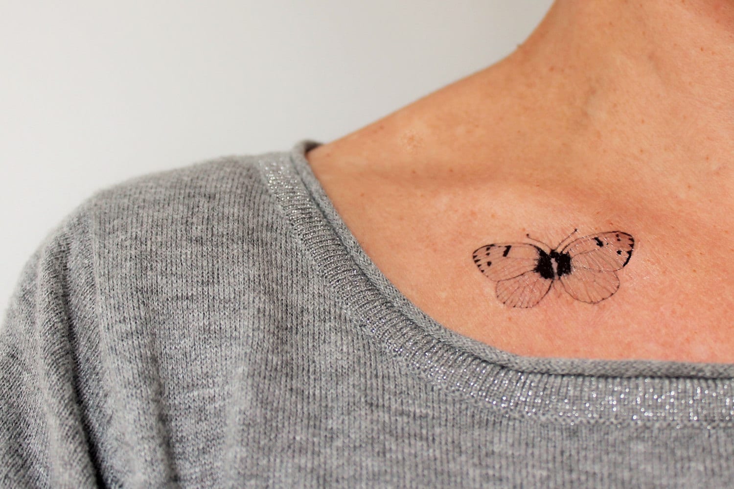 4 Schwarze Schmetterling Temporäre Tattoos/Vintage Tattoo Kleines 4 Schwarze Schmetterling Temporäre Tattoos/Vintage Tattoo Kleines von Etsy - encredelicate