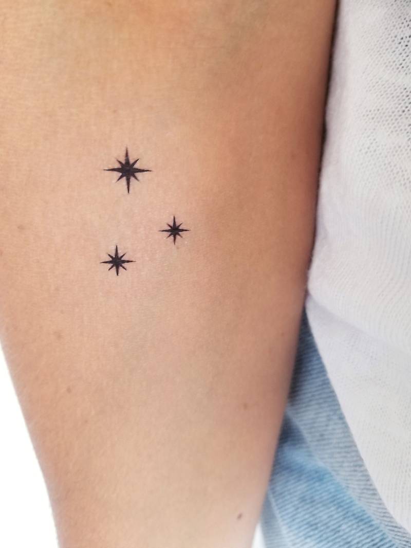 Temporäres Tattoo Mit Kleinen Sternen Oder Glitzern von Etsy - encredelicate