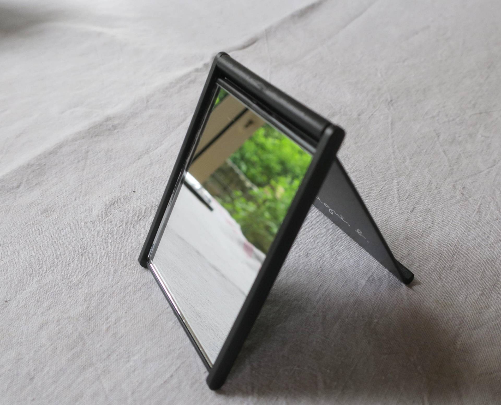 Vintage Kleiner Taschenspiegel Klappspiegel Von Agnes B Vintage Kleiner Taschenspiegel Klappspiegel Von Agnes B von Etsy - etage4vintage