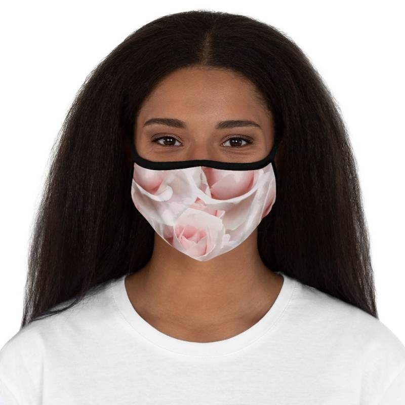 Covered With Roses Face Mask von Etsy - fashionplusIQ