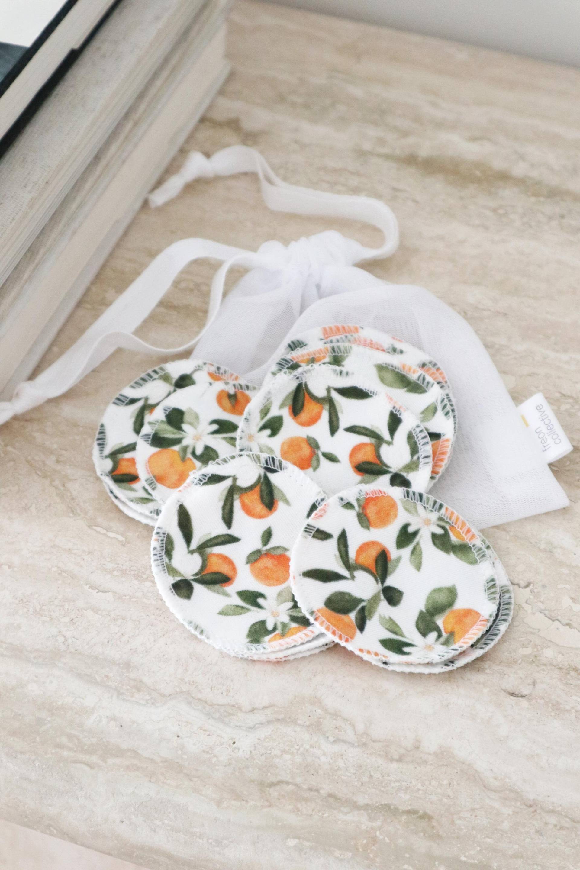 Wiederverwendbare Baumwollpads - Clementine, 100% Bio-Baumwolle, Make-Up-Entferner, Gesichtsrunden, Tonerpads, 15Er-Set, Waschbarer Netzbeutel von Etsy - freoncollective