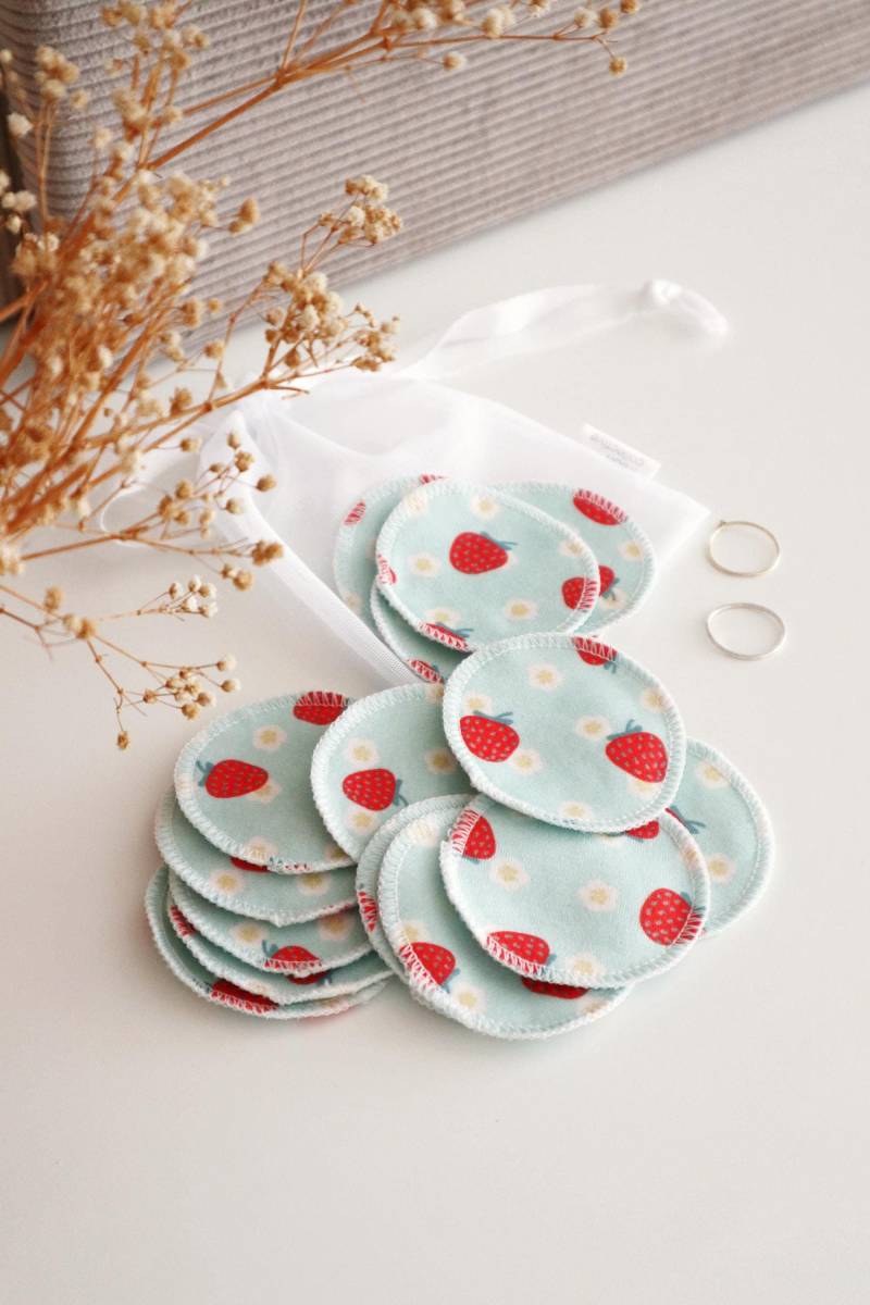 Wiederverwendbare Baumwollpads - Strawberry Daisies, 100% Bio-Baumwolle, Make-Up-Entferner, Gesichtsrunden, Tonerpads, 15Er-Set, Waschbarer von Etsy - freoncollective