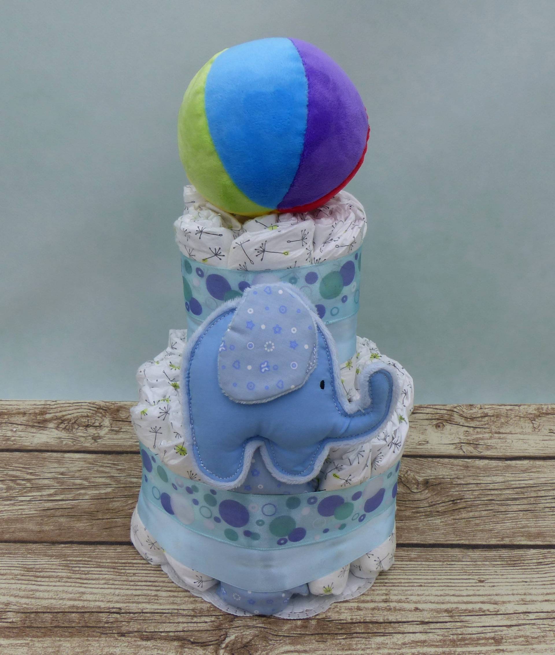 Windeltorte Ball Und Schmusetuch Blau von Etsy - geschenkelibelle