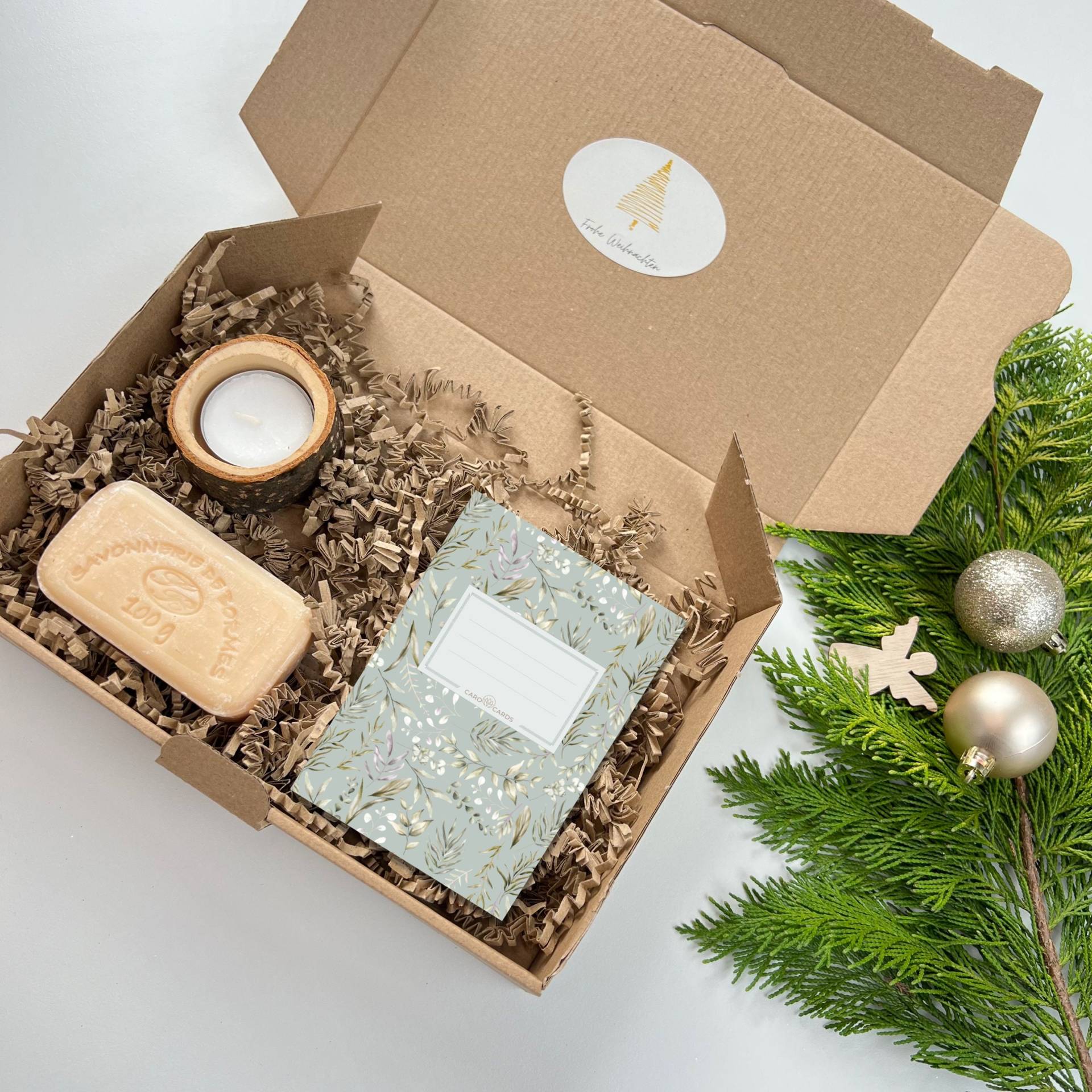 Geschenkbox 08 | Notizheft Kerzenhalter Aus Holz Seife Geschenk Weihnachten von Etsy - geschichtenkarten