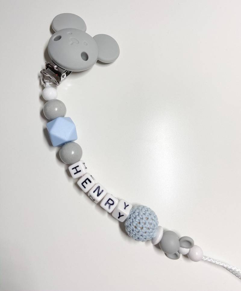 Personalisierte Micky Maus Schnullerkette - Grau/Weiß/Hellblau von Etsy - handmadeschnulli