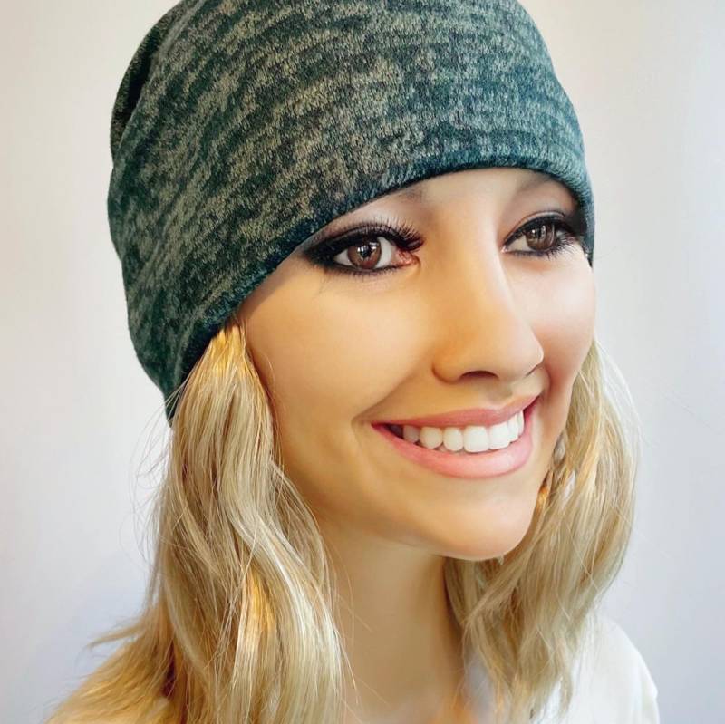 Mittelschwere Mütze Mit Weichem Angebrachten Kurzwelligen Haar von Etsy - headscarvesbyciara1