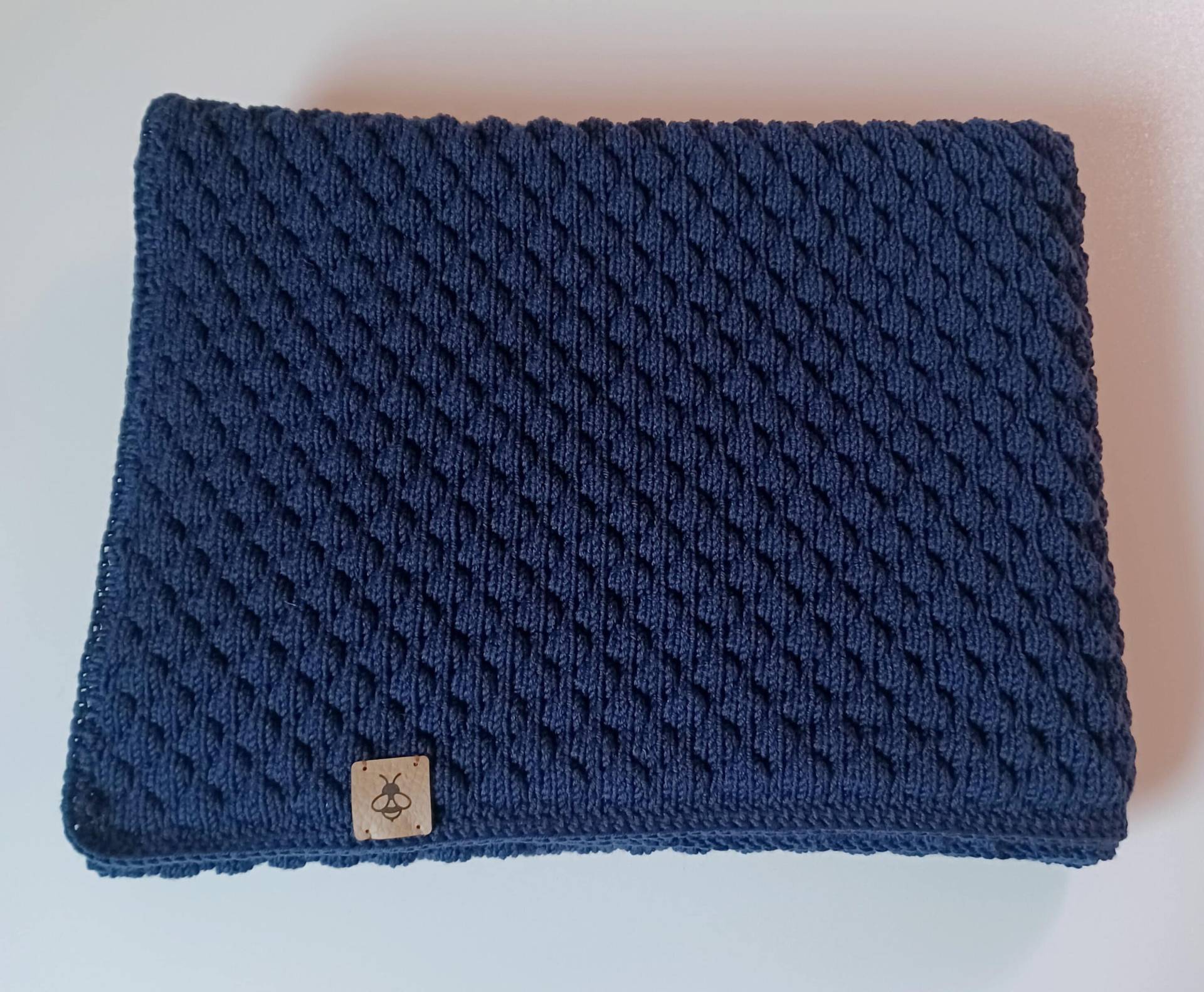 Geschenkidee Zur Geburt Weiche Babydecke Aus Merinowolle Extrafein 100 % in Marine Gestrickt Geschenkidee Zur Geburt Weiche Babydecke Aus Merinowolle Extrafein 100 % in Marine Gestrickt von Etsy - hummelchenantje