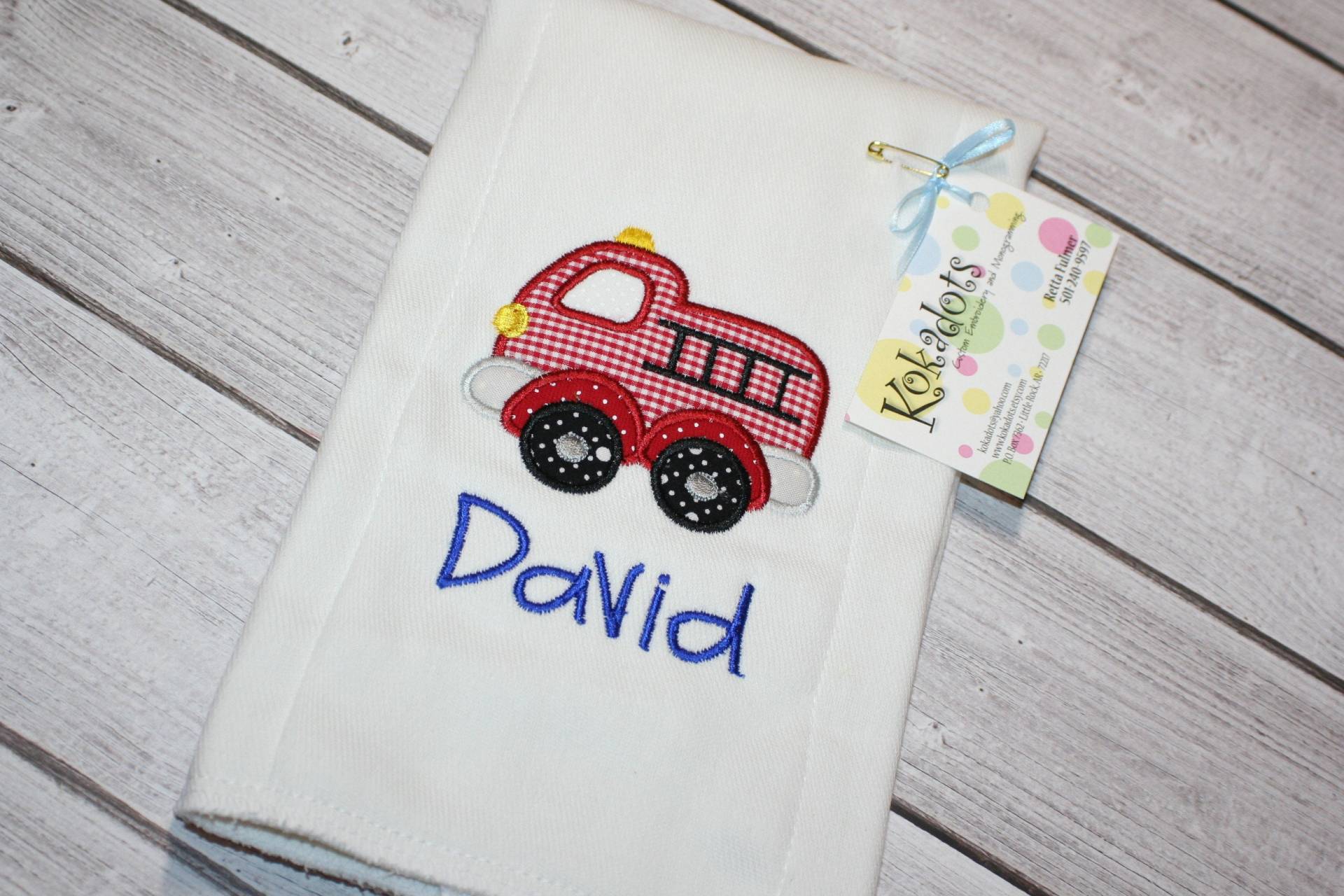 Feuerwehrauto Spucktuch, Lkw Personalisiertes Monogramm Junge Baby Spucktuch Feuerwehrauto Spucktuch, Lkw Personalisiertes Monogramm Junge Baby Spucktuch von Etsy - kokadots