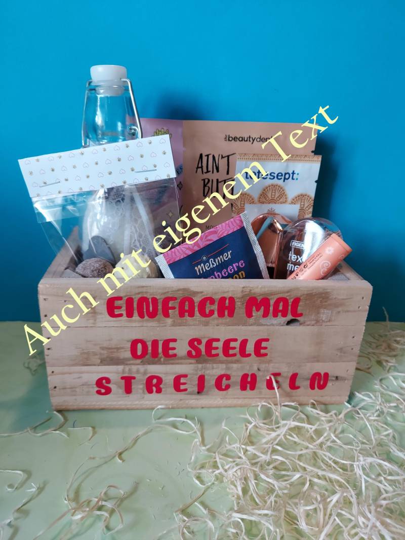 Wellness Box Personalisiert Aus Holz Zum Verwöhnen Und Entspannen Freundin Mutter Weihnachten Geschenk Auszeit Herzensmensch Blitzversand #3 von Etsy - kreativNRW