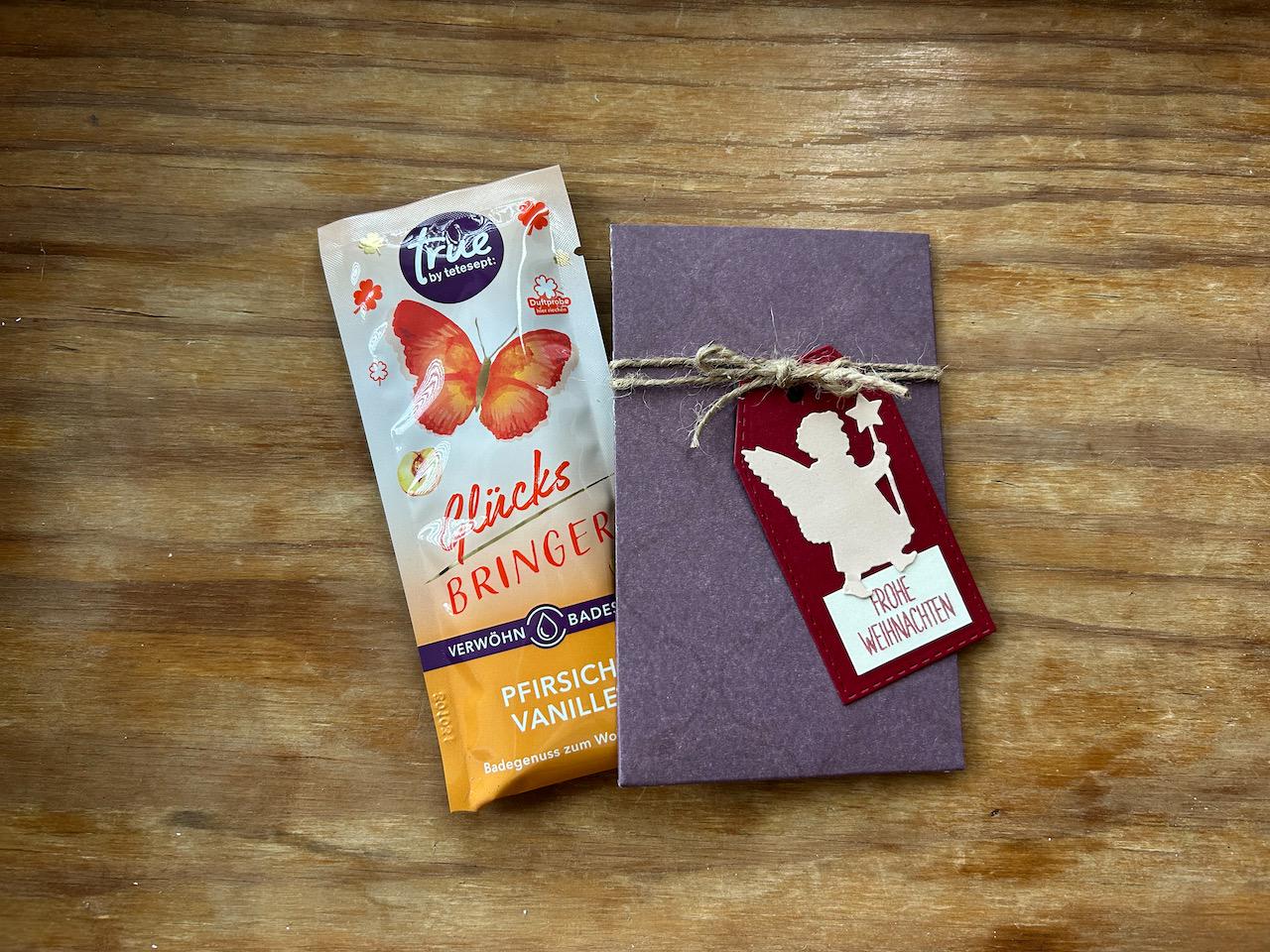 Wellness Geschenk Handgemacht - Papiereinstecktasche Mit Badezusatz, Kleine Aufmerksamkeit, Für Freundin Wellness Geschenk Handgemacht - Papiereinstecktasche Mit Badezusatz, Kleine Aufmerksamkeit, Für Freundin von Etsy - kreativlust