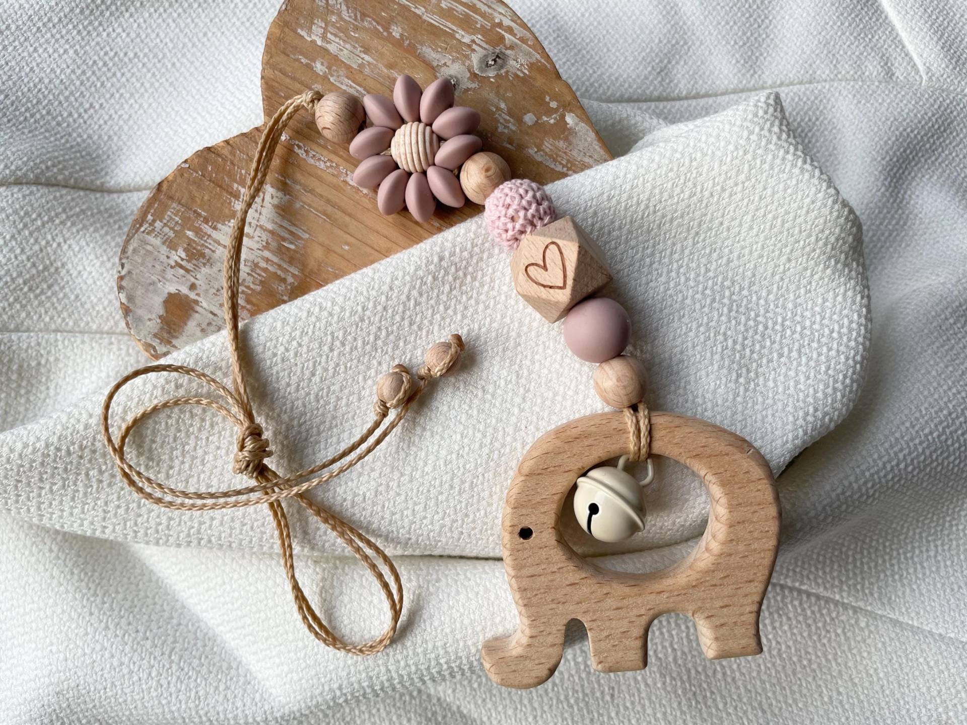 Anhänger Für Die Babyschale Und Spielbogen in Vielen Farben Mit Blume Herz Als Geschenk Zur Geburt, Maxicosi Anhänger Für Die Babyschale Und Spielbogen in Vielen Farben Mit Blume Herz Als Geschenk Zur Geburt, Maxicosi von Etsy - lamonadashop