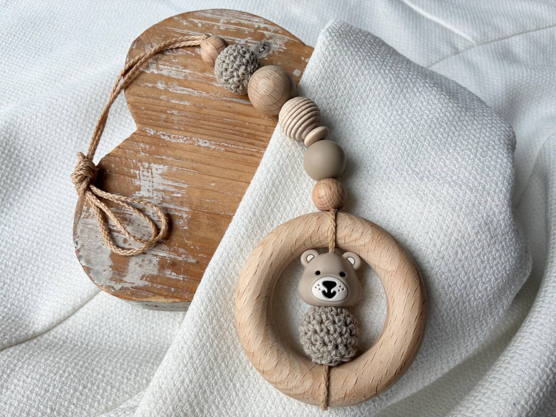 Anhänger Für Die Babyschale Und Spielbogen in Vielen Farben Mit Teddy Bär Als Geschenk Zur Geburt, Maxicosi Anhänger Für Die Babyschale Und Spielbogen in Vielen Farben Mit Teddy Bär Als Geschenk Zur Geburt, Maxicosi von Etsy - lamonadashop