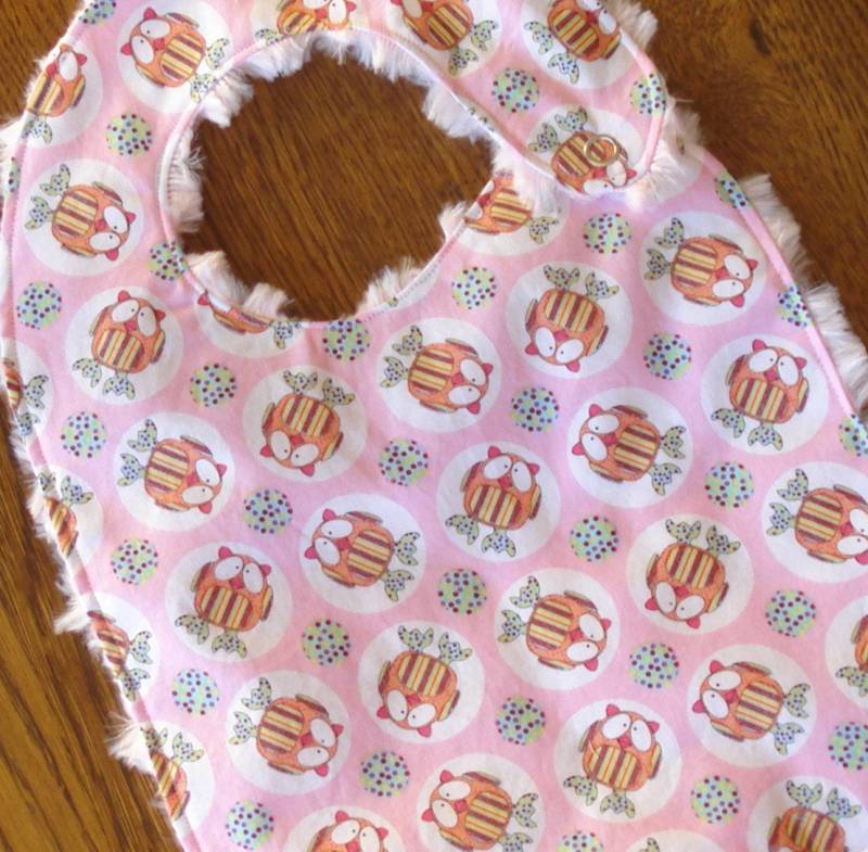 Rosa Und Aqua Mädchen Eule Minky Baby/Kleinkind Bib von Etsy - laurelwhite