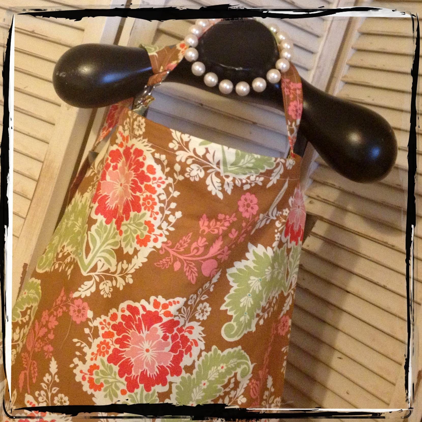 Nursing Cover - Toffe Party Kleid Mädchen Hideaway Pflege Vertuschung Stillen Cover Schal Pflegedecke Baby Geschenk Nursing Cover - Toffe Party Kleid Mädchen Hideaway Pflege Vertuschung Stillen Cover Schal Pflegedecke Baby Geschenk von Etsy - lilacslollipops