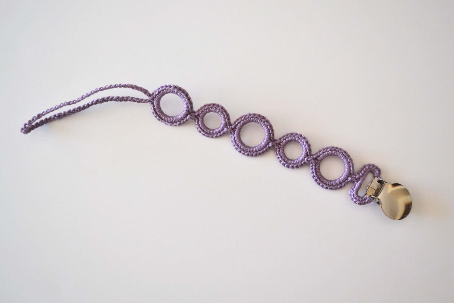 Schnuller Clip-Lila - Universelle Stil Passt, Nuk, Mam, Soothie... | Erstellt Von Lippybrand Schnuller Clip-Lila - Universelle Stil Passt, Nuk, Mam, Soothie... | Erstellt Von Lippybrand von Etsy - lippybrand