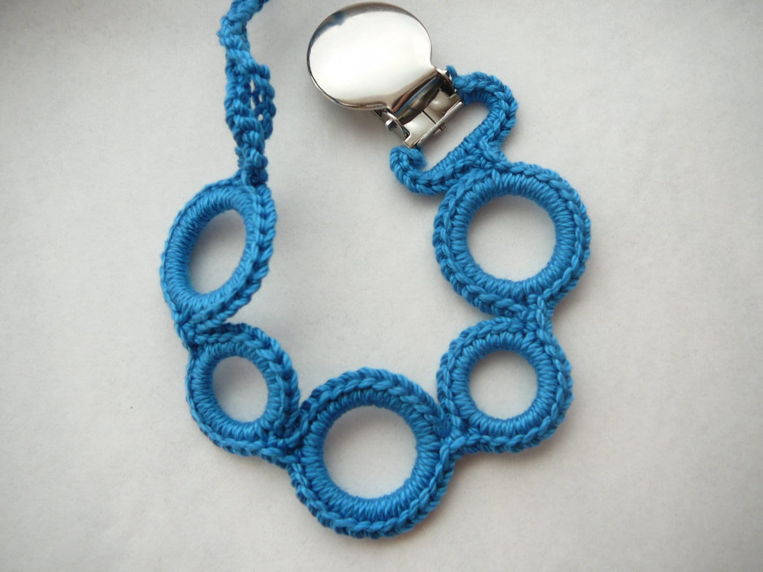 Schnullerkette Mit Gehäkelten Schnullerband Schnullerkette Mit Gehäkelten Schnullerband von Etsy - lippybrand