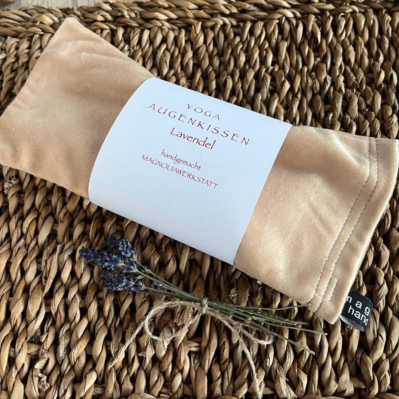 Yoga Augenkissen Lavendel/Zirbe Entspannung Aromatherapie Geschenk von Etsy - magnoliawerkstatt