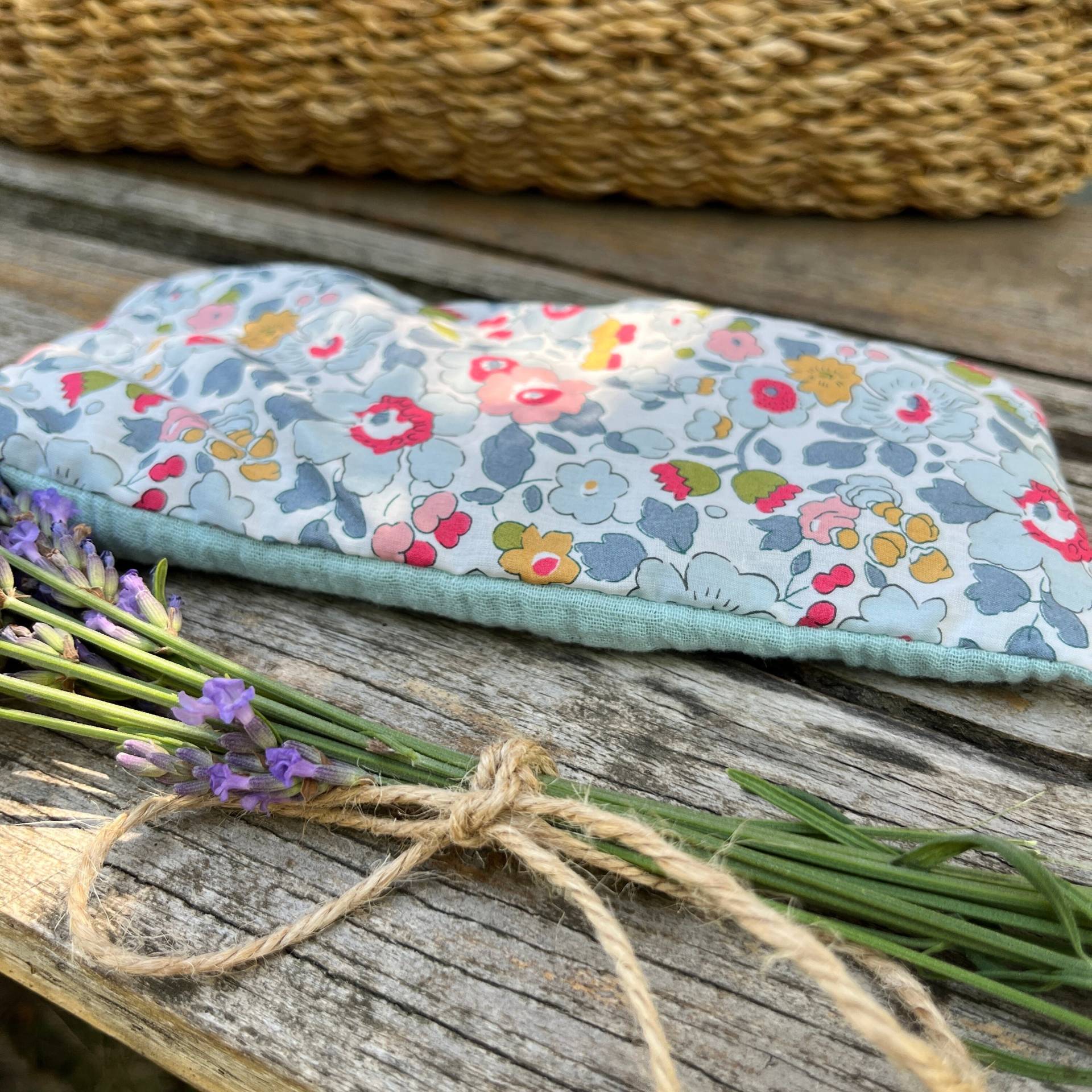 Yoga Augenkissen Lavendel Eyepillow Entspannung Meditation Wellness Geschenk von Etsy - magnoliawerkstatt