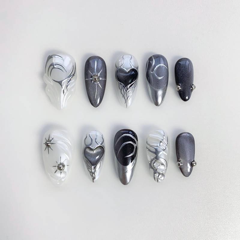 Silber Gothic Press On Nails Kurze Almond Nails/3D Chromnägel/Sprühnägel/Schwarze Nägel/Sun Star Nägel/Gothic Nägel/Birthday Holiday Nägel von Etsy - milhyus