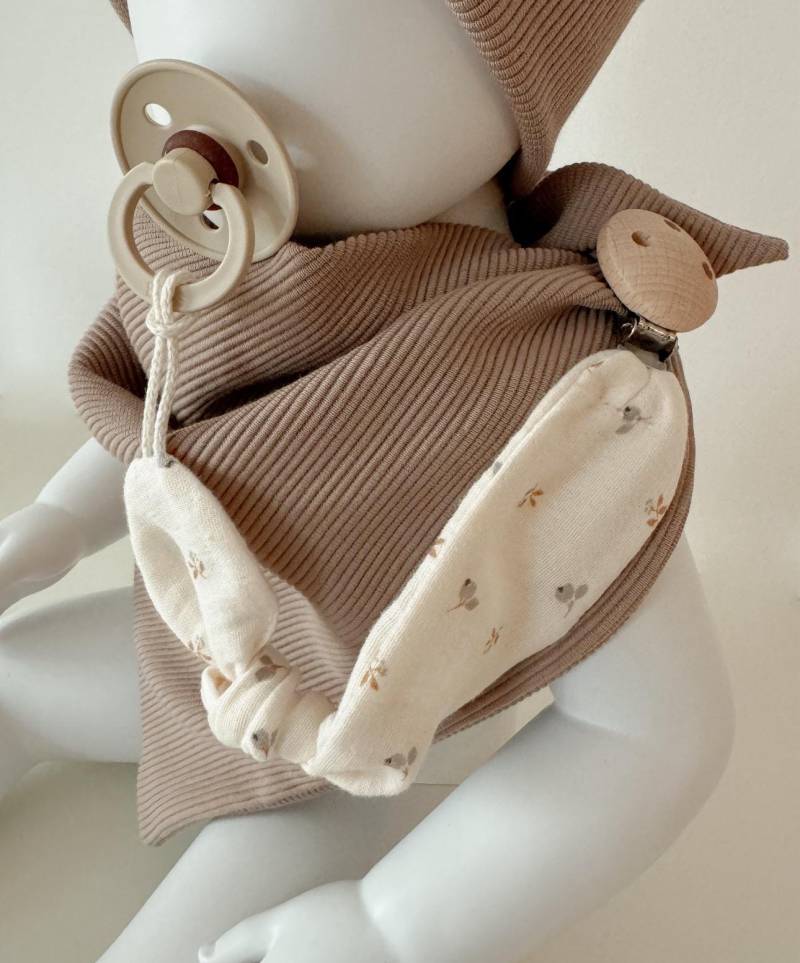 Musselin | Schnullerkette Ecru Beige Blossom Schnullerband Baby Accessoires Geburt Geschenk Zur Naturtöne von Etsy - mimasherzwerk