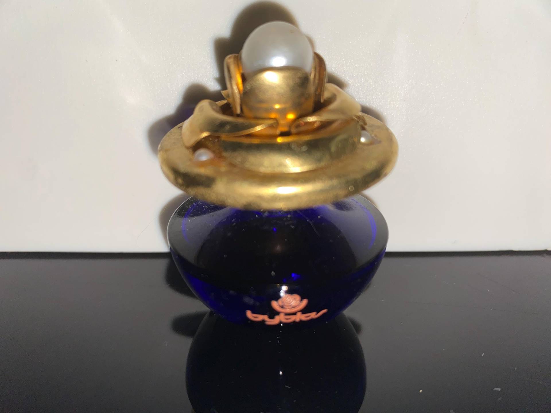 Byblos Eau De Parfum 7, 5 Ml Vintage Selten, Schmuck Flakon, Must Have Für Sammler - Siehe Foto Eingestellter Duft, Original, Rar Byblos Eau De Parfum 7, 5 Ml Vintage Selten, Schmuck Flakon, Must Have Für Sammler - Siehe Foto Eingestellter Duft, Original, Rar von Etsy - miniperfumes