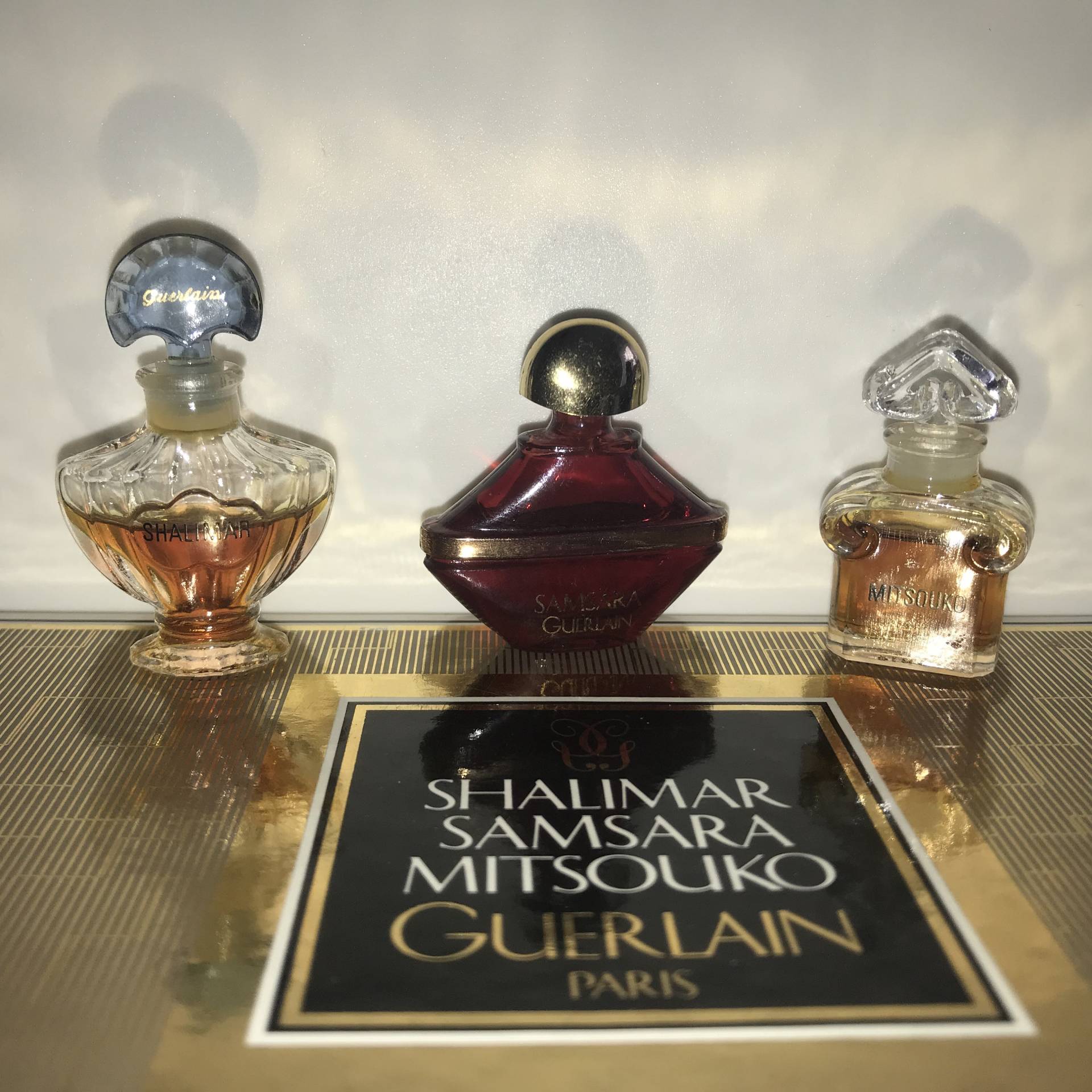 Guerlain Paris, Parfüm Miniaturen Set, Vintage, Rarität. Mit Box. Shalimar + Samsara Mitsouko Á 2 Ml von Etsy - miniperfumes