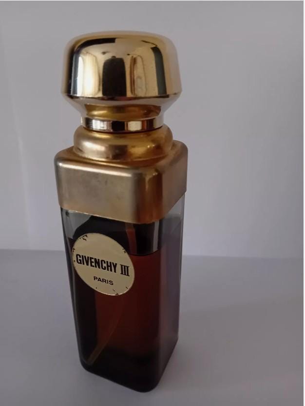 Handgemachter Parfum Extrakt 60/75 Ml Jahrgang 1970 Sehr Alt, Geschenk Original - Aus Meiner Eigenen Sammlung Must Have, Nur 1 Stk Vintage Handgemachter Parfum Extrakt 60/75 Ml Jahrgang 1970 Sehr Alt, Geschenk Original - Aus Meiner Eigenen Sammlung Must Have, Nur 1 Stk Vintage von Etsy - miniperfumes