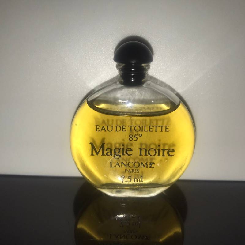 Magie Noire - Eau De Toilette 7, 5 Ml 1978 Eingestellt Erste Version Must Have Original Sehr Gut Geeignet Als Valentinsgeschenk von Etsy - miniperfumes