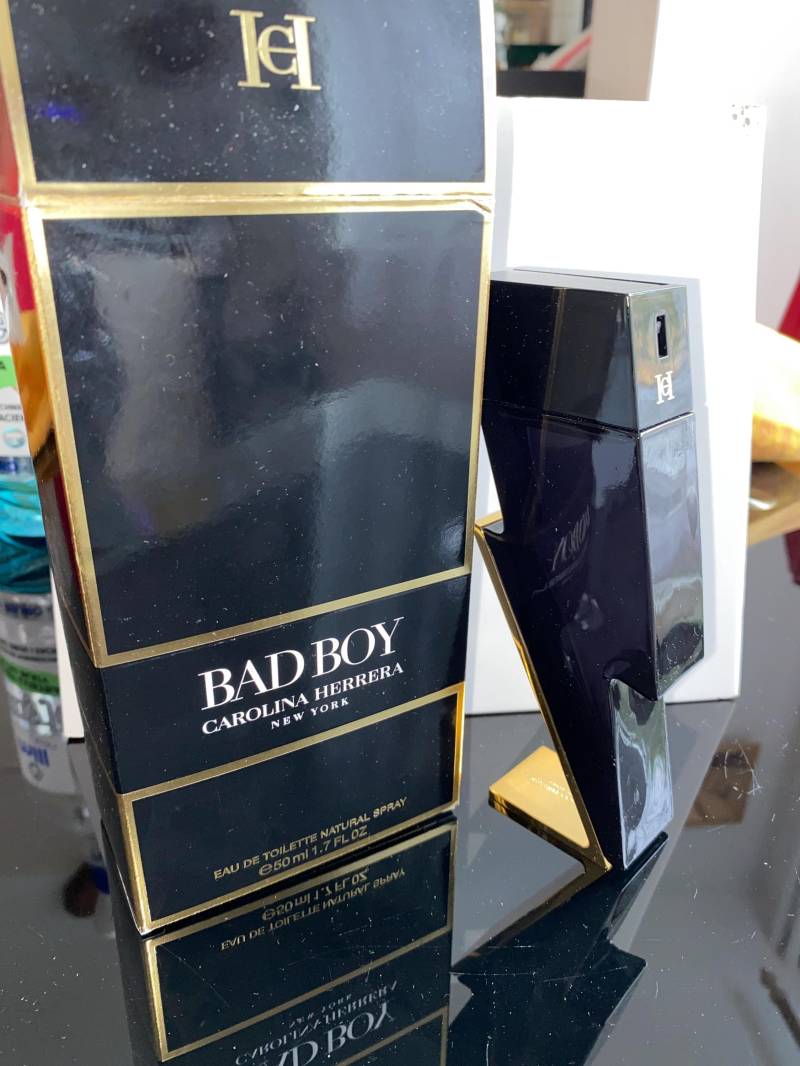 Sammlerstück C H Bad Boy Eau De Toilette 50 Ml Jahr 2004 Must Have, Sehr Gut Als Geschenk Für Ihn Geeignet - Aus Meiner Eigenen Sammlung, Original von Etsy - miniperfumes