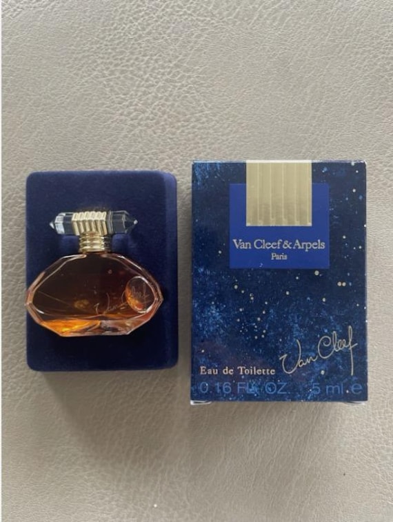 Van Cleef Arpels Eau De Toilette 5 Ml Mit Originalkarton, Ein Muss Für Sammler, Sehr Gut Als Weihnachtsgeschenk Ihre Luxusüberraschung Geeignet Van Cleef Arpels Eau De Toilette 5 Ml Mit Originalkarton, Ein Muss Für Sammler, Sehr Gut Als Weihnachtsgeschenk Ihre Luxusüberraschung Geeignet von Etsy - miniperfumes