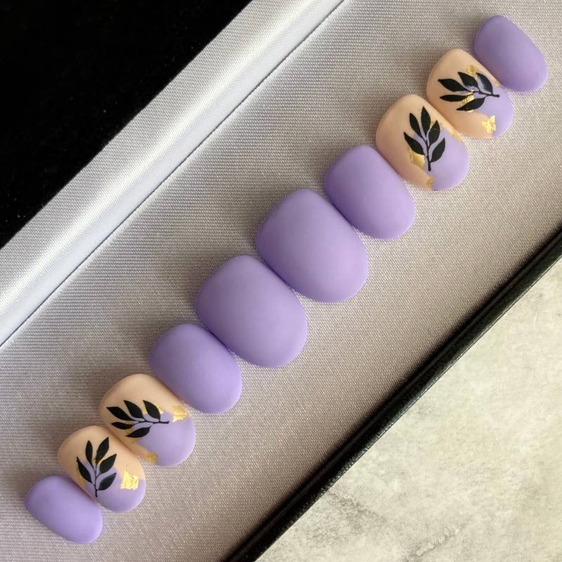 Blatt Lachen Liebe - Matte Press-On Nails von Etsy - msknails