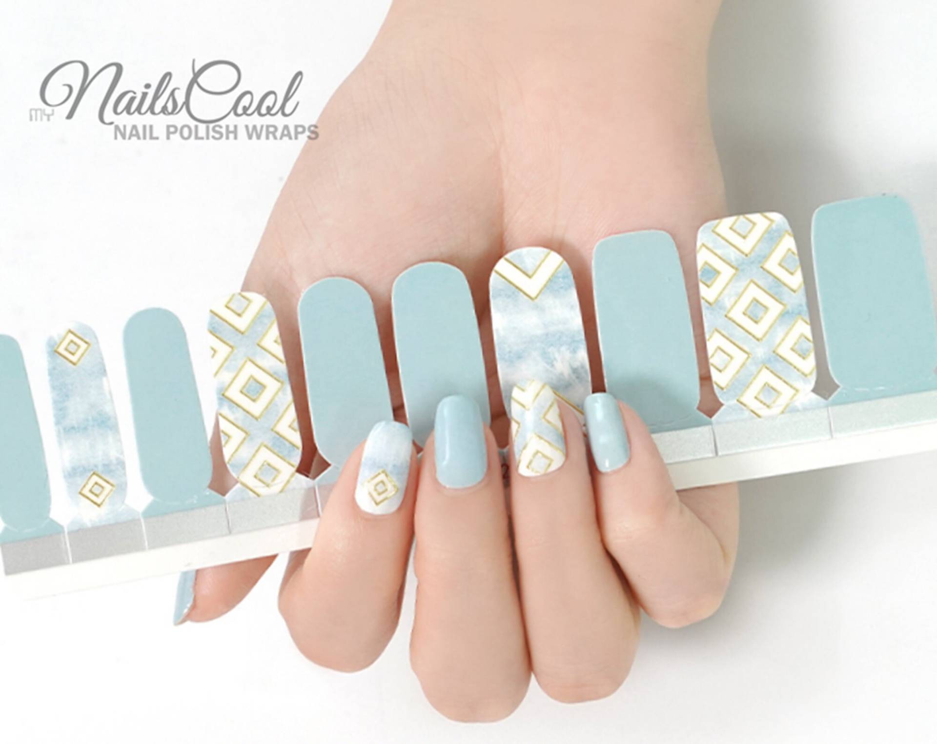 Mint Hellblau Farbe 3D Gold Sqaure Echt Nagellack Streifen Nail Art Wraps Street Muster Design 20 von Etsy - myNailsCool