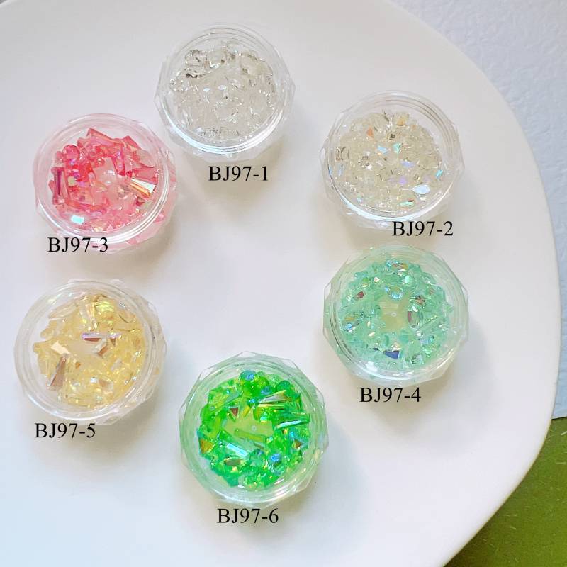 1Jar Nail Art Mix Edelstein Strass Deko in Gläsern Kleine Größe Verschiedene Formen Bj97 von Etsy - nailartfairy