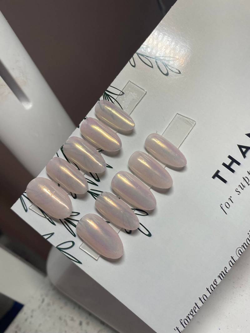 Hailey Bieber Chrom Mandel Press Auf Nägel/Weiße Chromnägel von Etsy - nailsbysimw