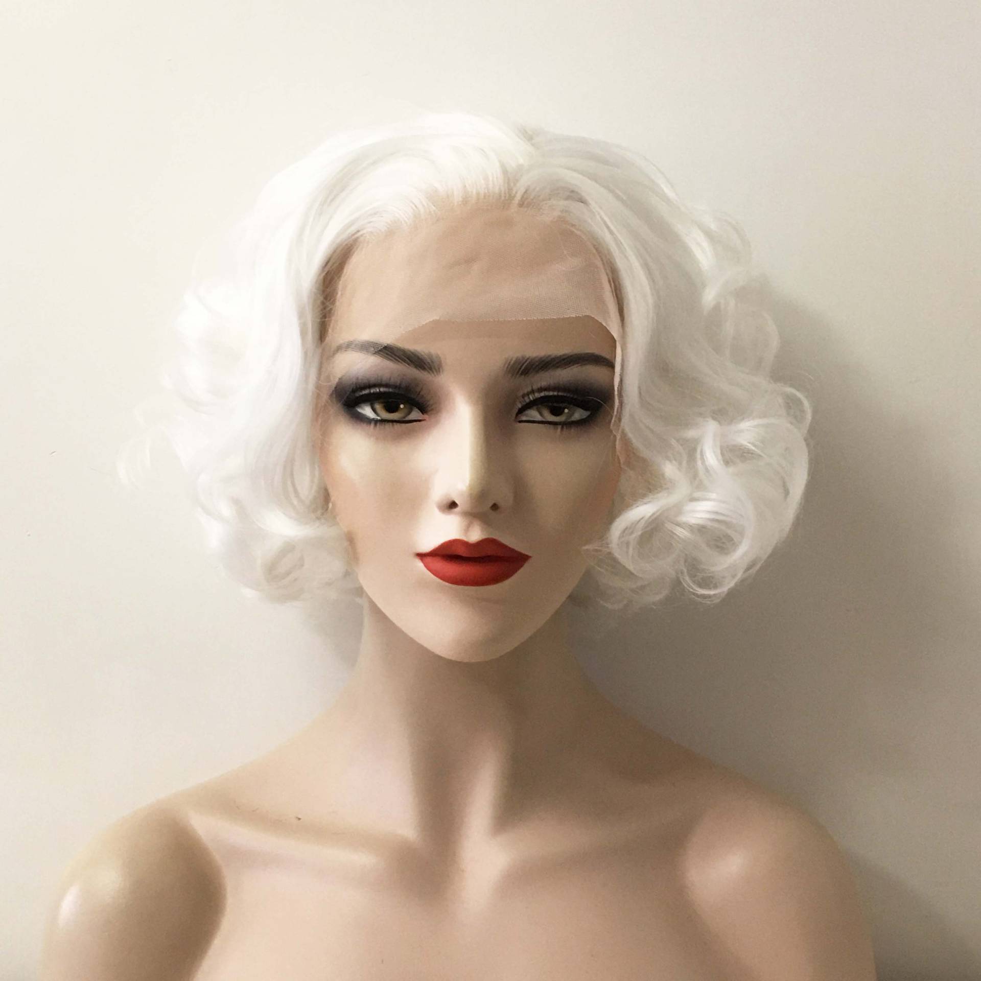 Frauen Lace Front Schneewittchen Kurze Curly Vintage Marilyn Style Curl Slicked Back Perücke von Etsy - nevermindyrhead