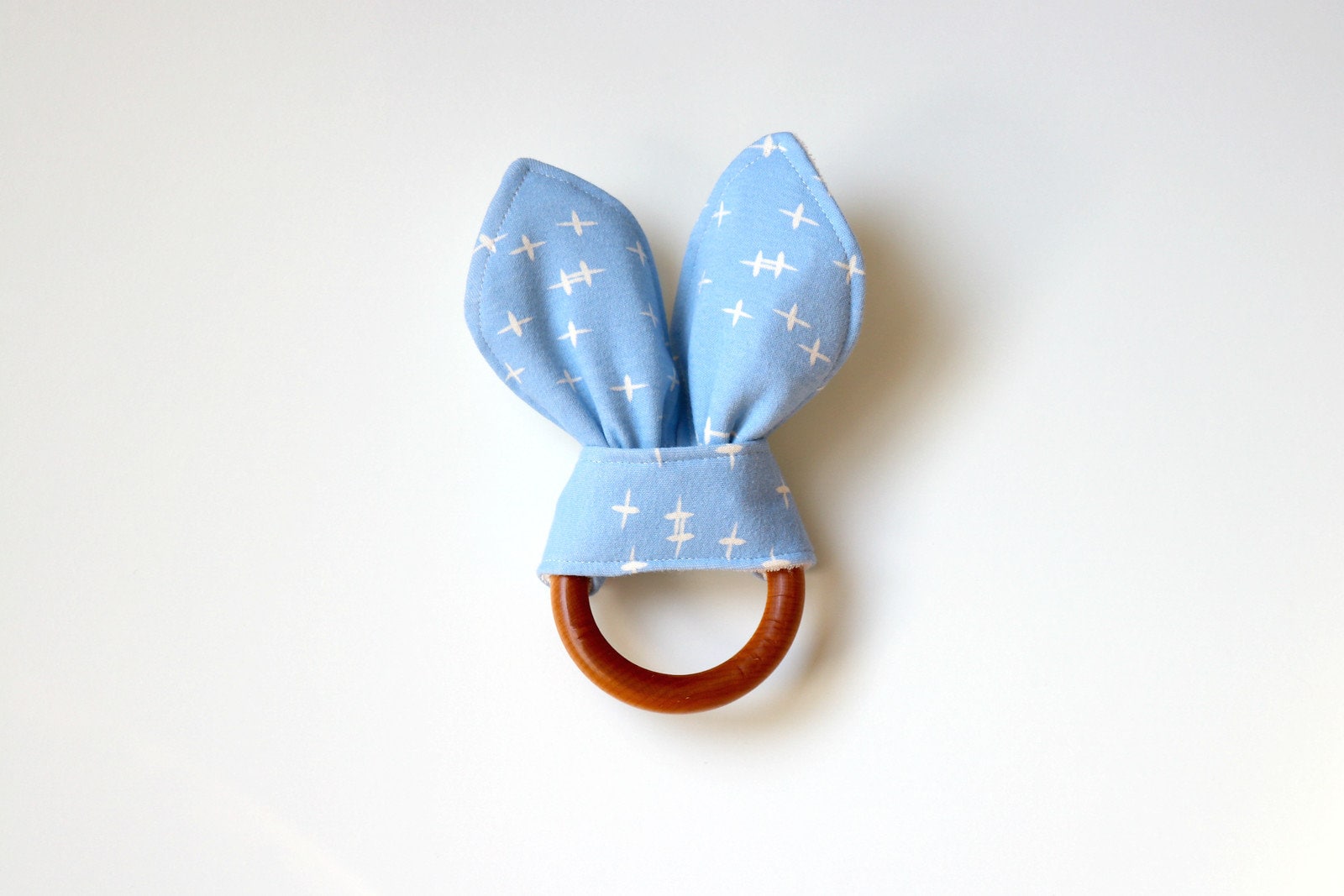Bio Holz Beißring, Crinkle Toy, Blau Zwinke, Knit Greifling, Beißring Bio Holz Beißring, Crinkle Toy, Blau Zwinke, Knit Greifling, Beißring von Etsy - owesley